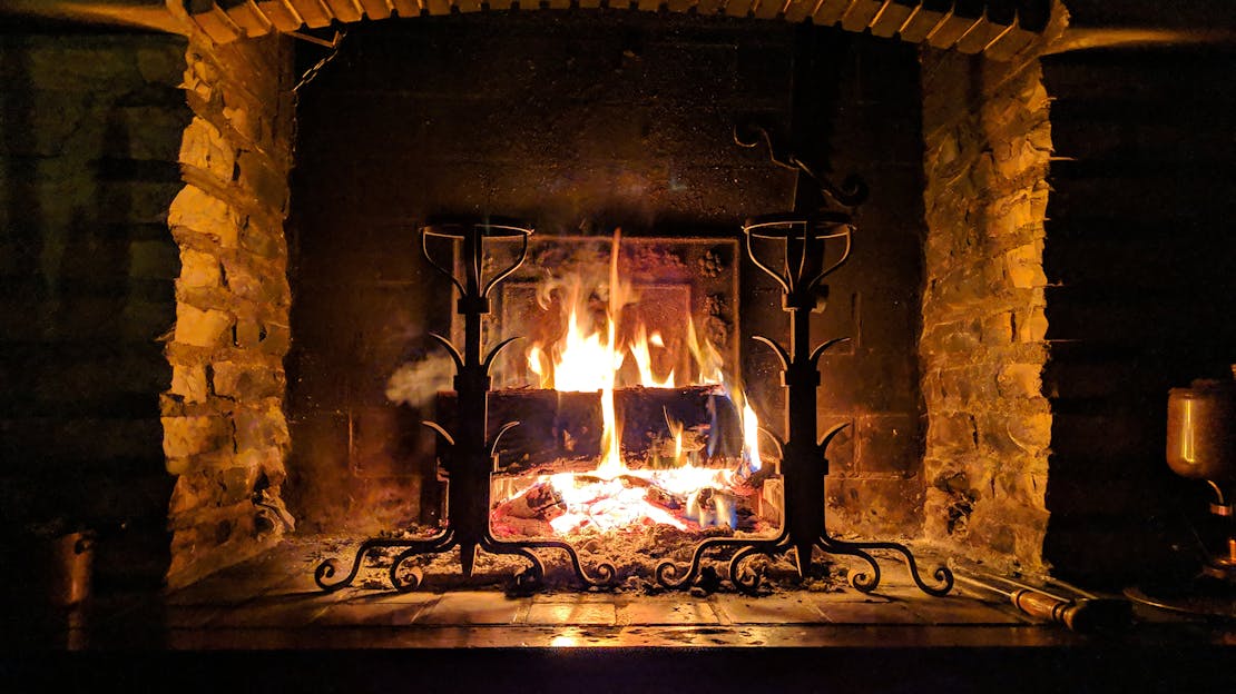 How do our different types of firewood burn?