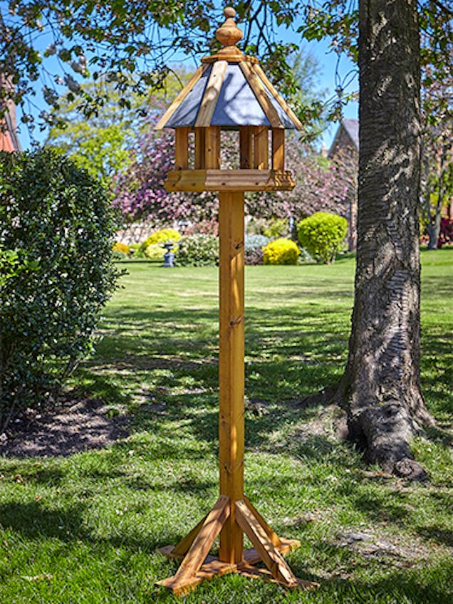 Dovesdale Bird Table