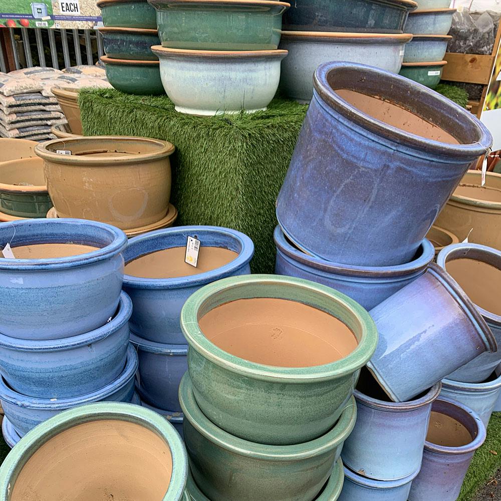 Selection of Ceramic Plants Pots 12 New Mill Road, Honley