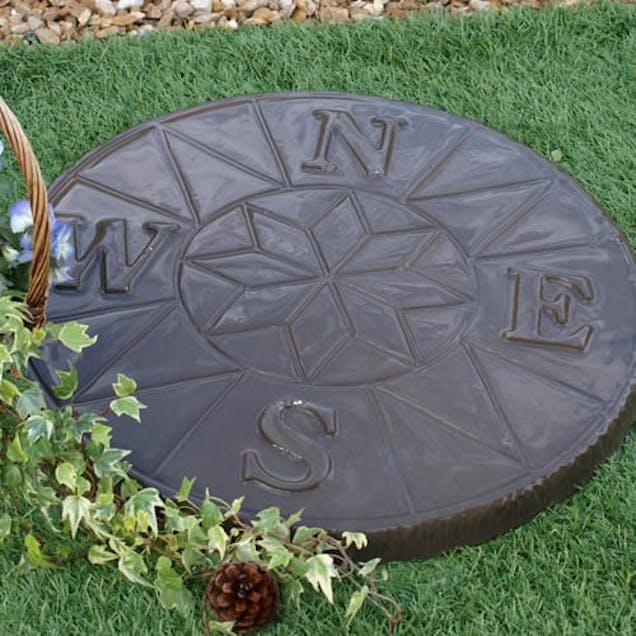 Compass Stepping Stone - Twilight